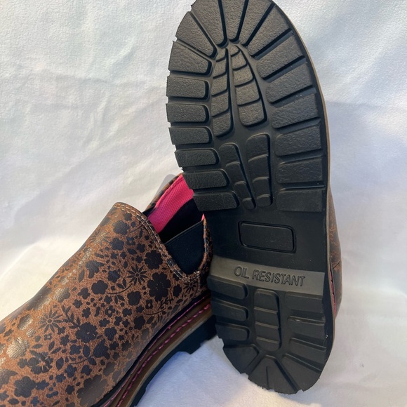 Oil Resistant work boots - Picture 3 of 4